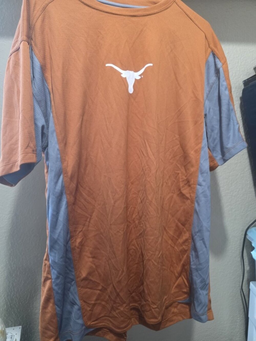 Section 101 Majestic Texas Longhorns Athletic Mesh Shirt Men's Size XL